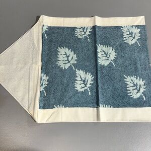 Leaf Pattern table runner
